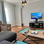 Apartment With Balcony In Seferihisar